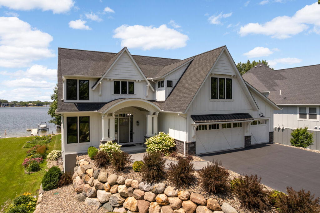 This image has an empty alt attribute; its file name is 15126_Fish_Point_Road_SE_001-1024x682.jpg